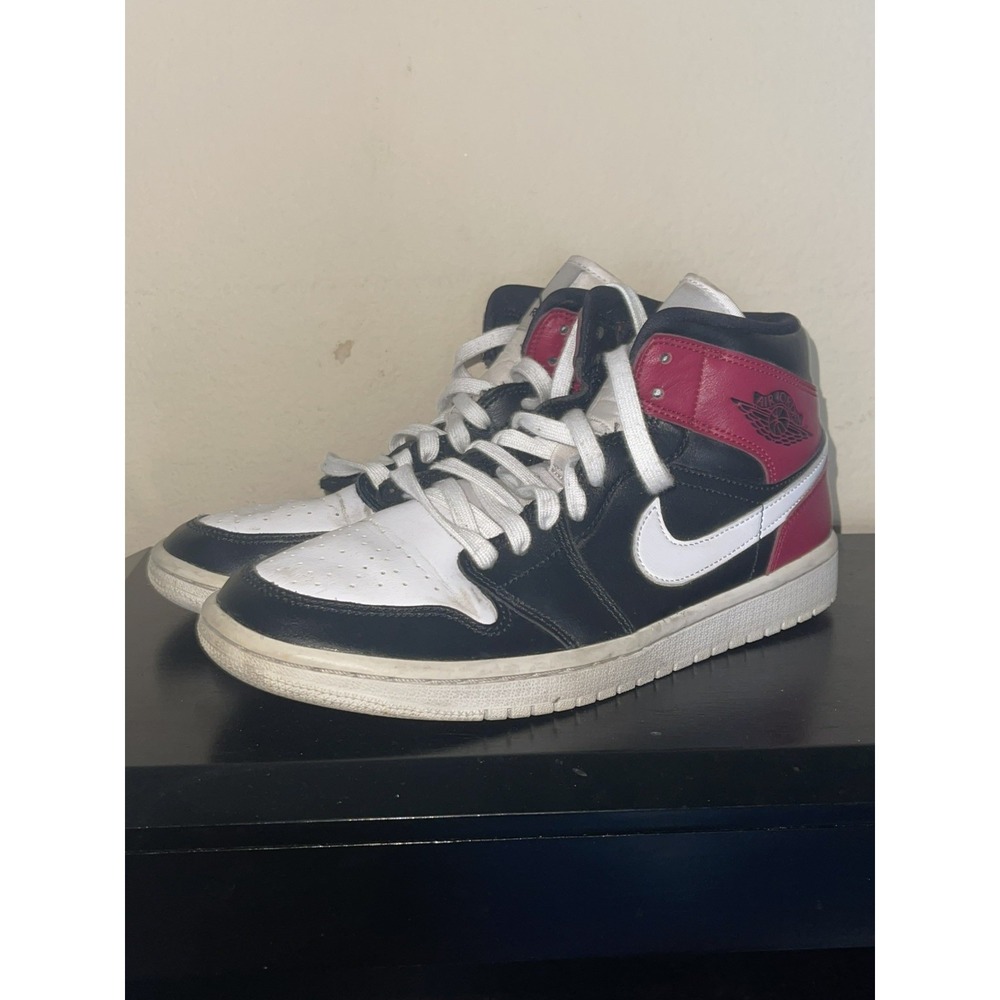 Nike Air Jordan 1 Mid Black Noble Red bq6472-016 Women Size 9